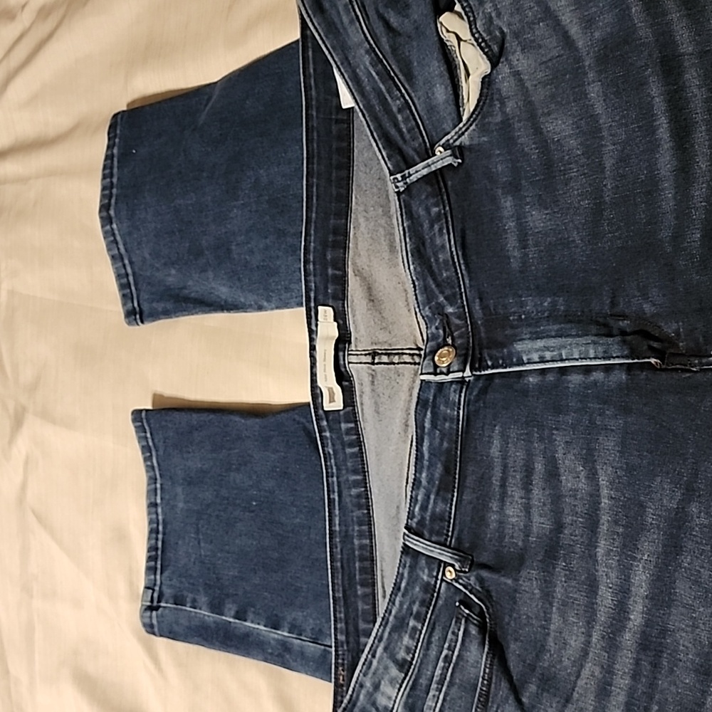 Levus Womans Jeans